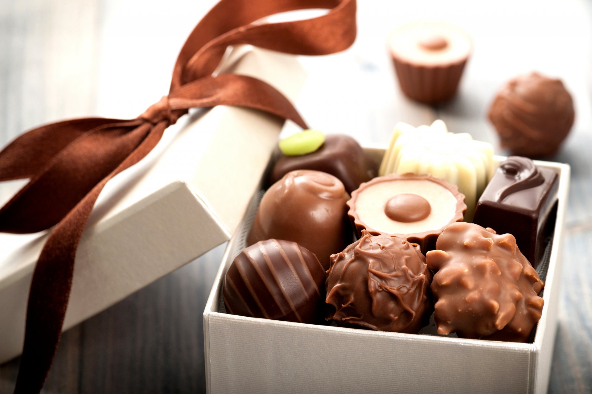 chocolate candy gift box bow