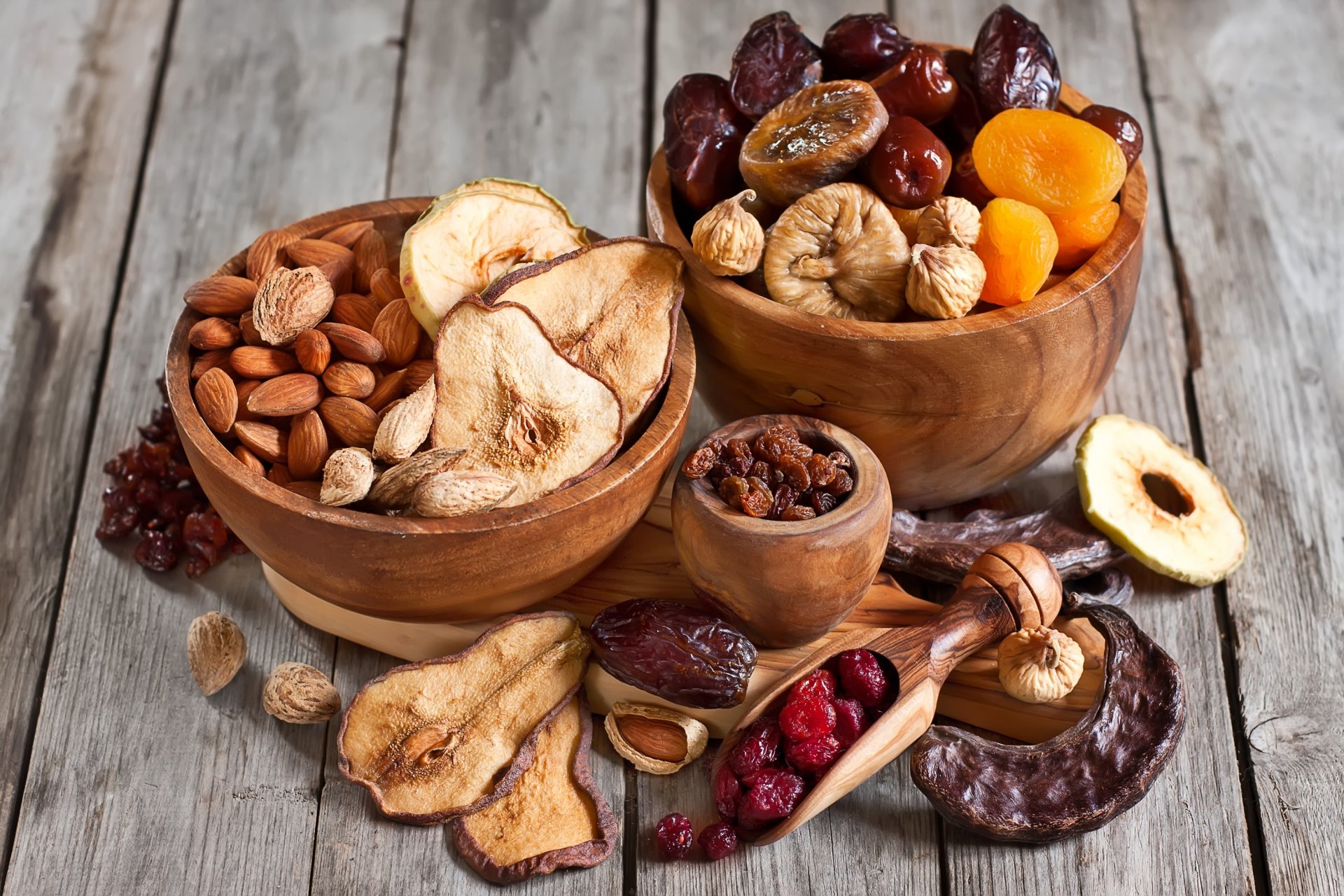 frutas secas pasas higos pera manzana albaricoques secos fechas cerezas almendras