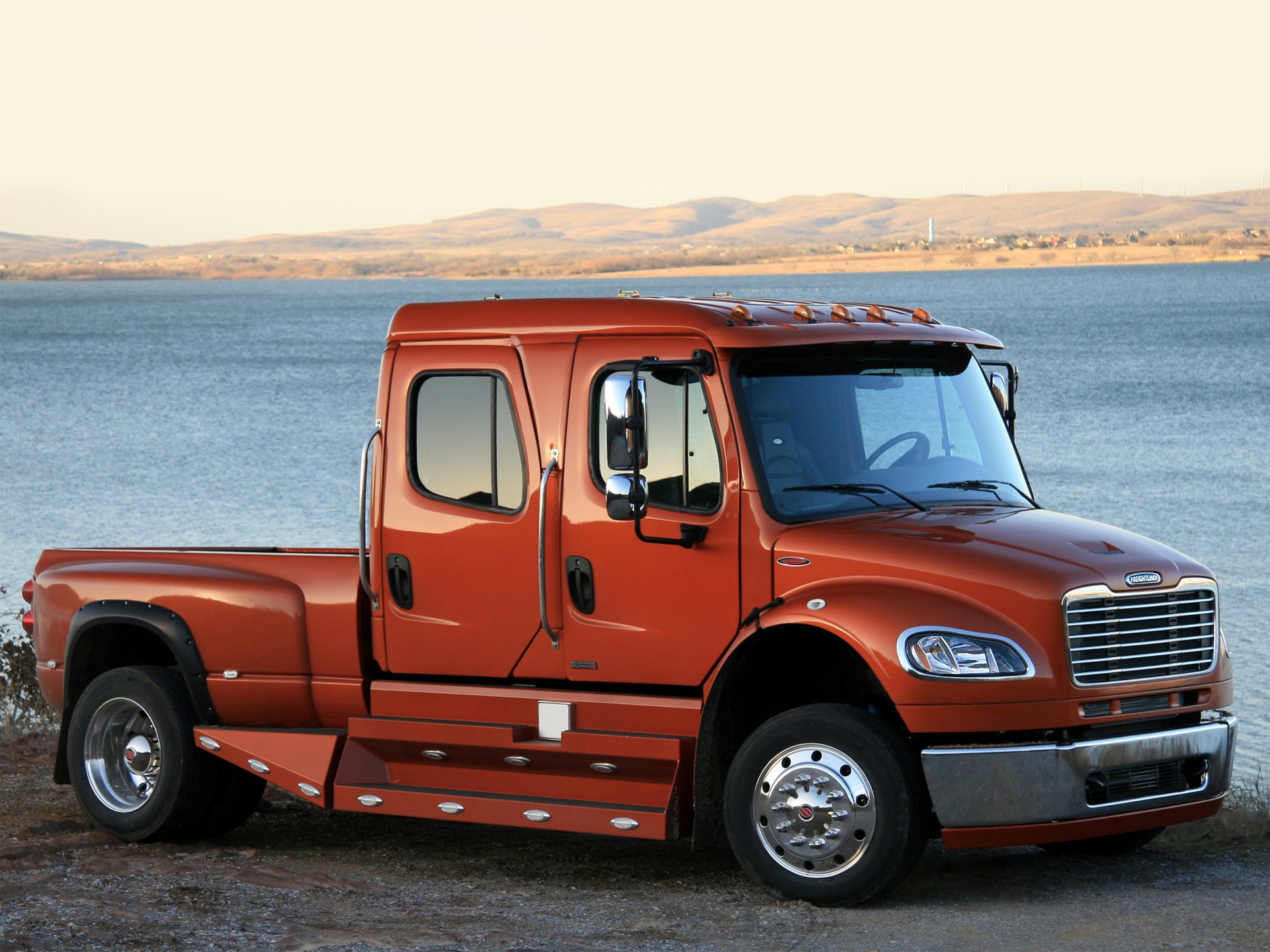 freightliner ciężarówka ciągnik ładnie moc