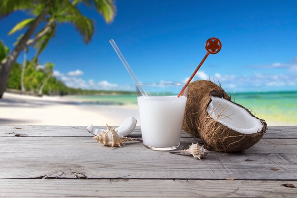 Leche de coco fondo del mar