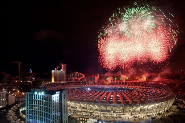 Salut sur le NSK olympique à Kiev