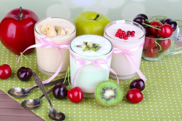 Fruit dessert. Dessert glasses