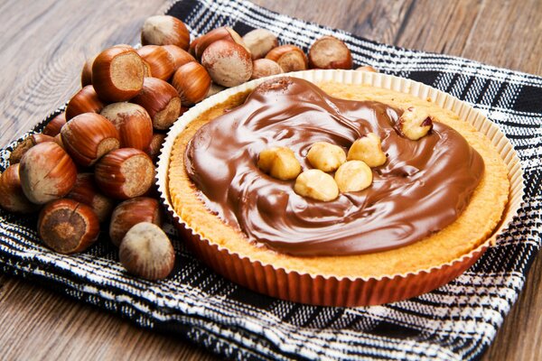 Pastel de avellanas al horno