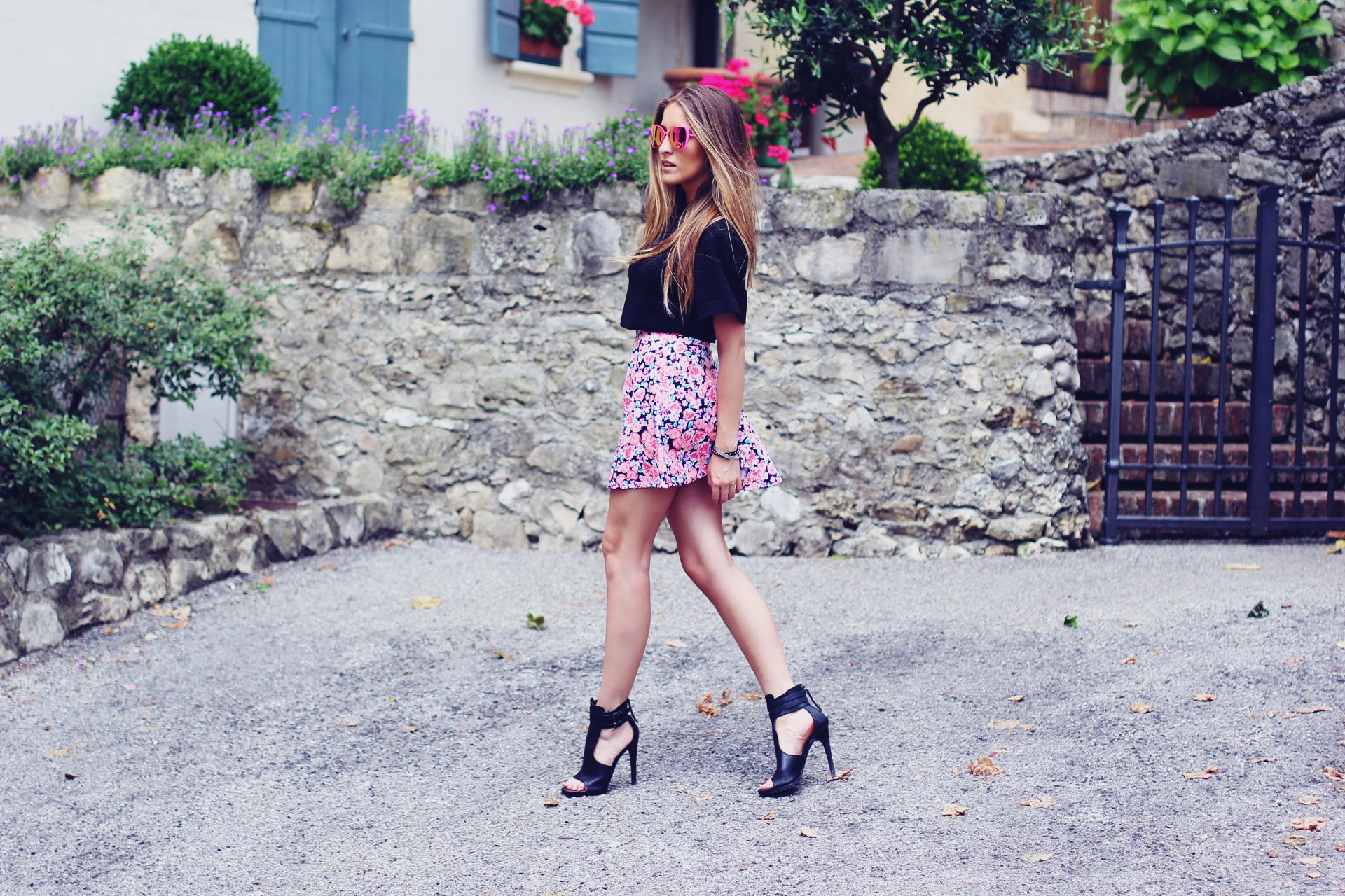 girl sunglasses skirt shoes street