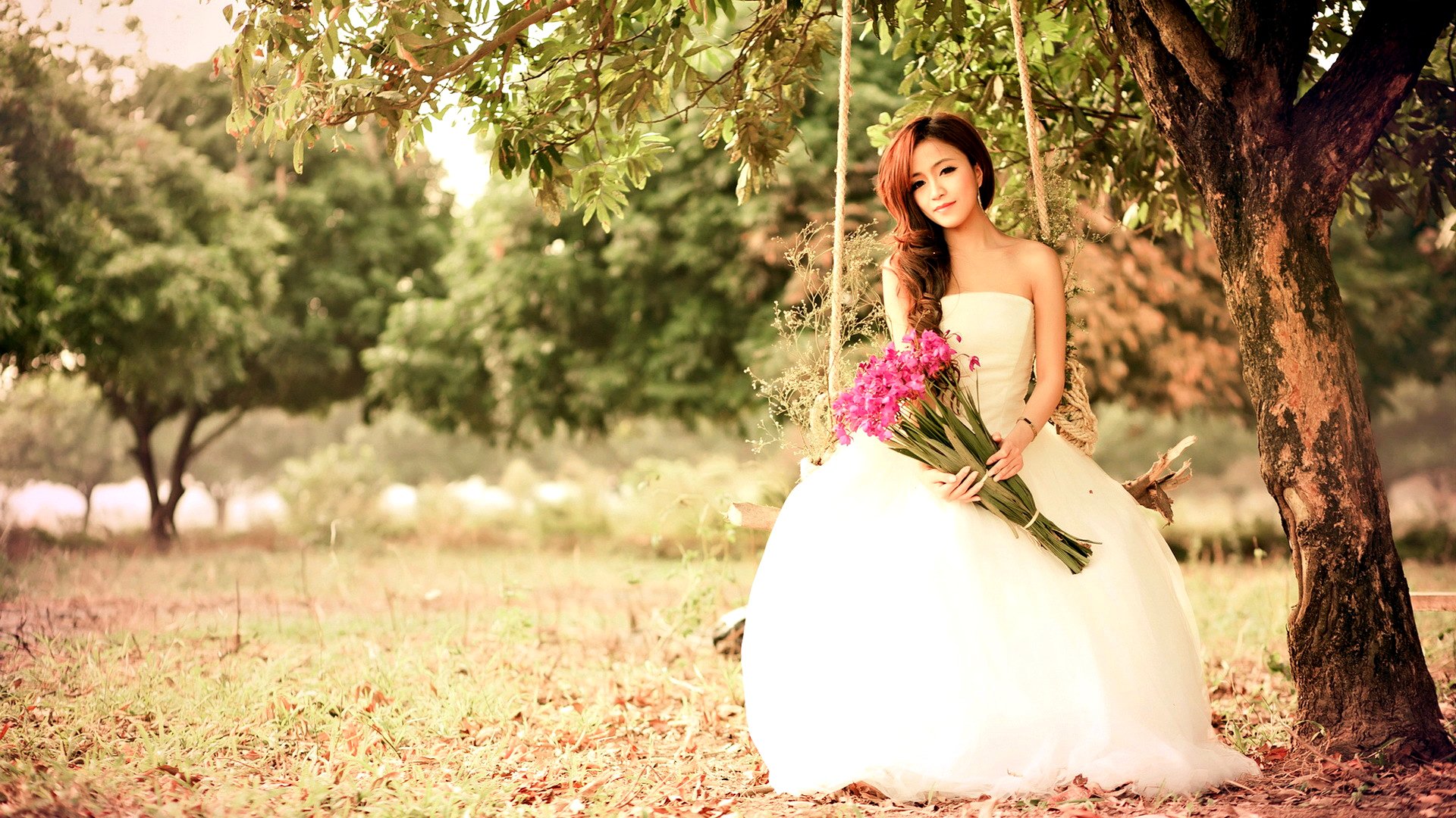 chica asiático vestido flores mirada swing naturaleza