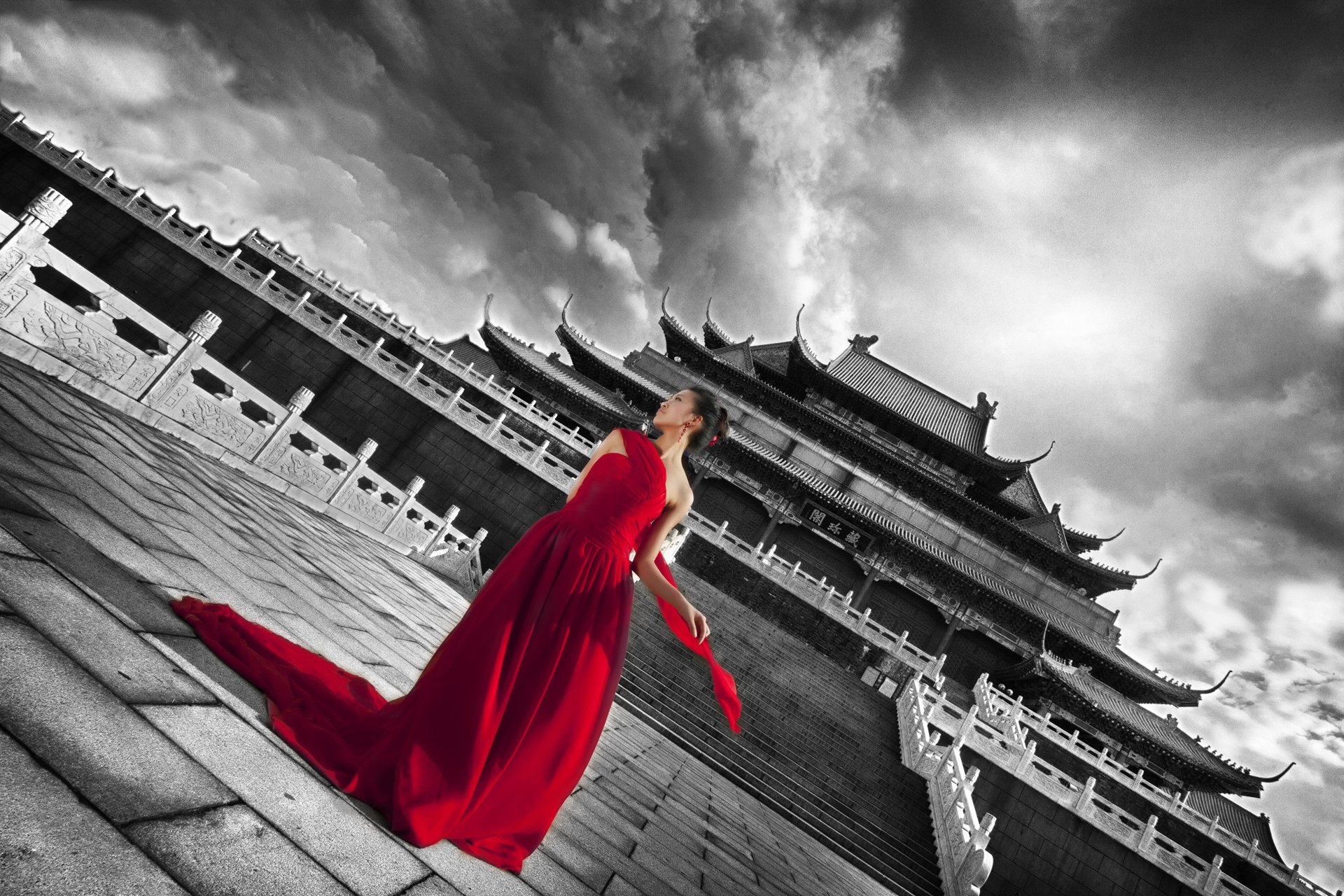 chine palais fille rouge noir blanc