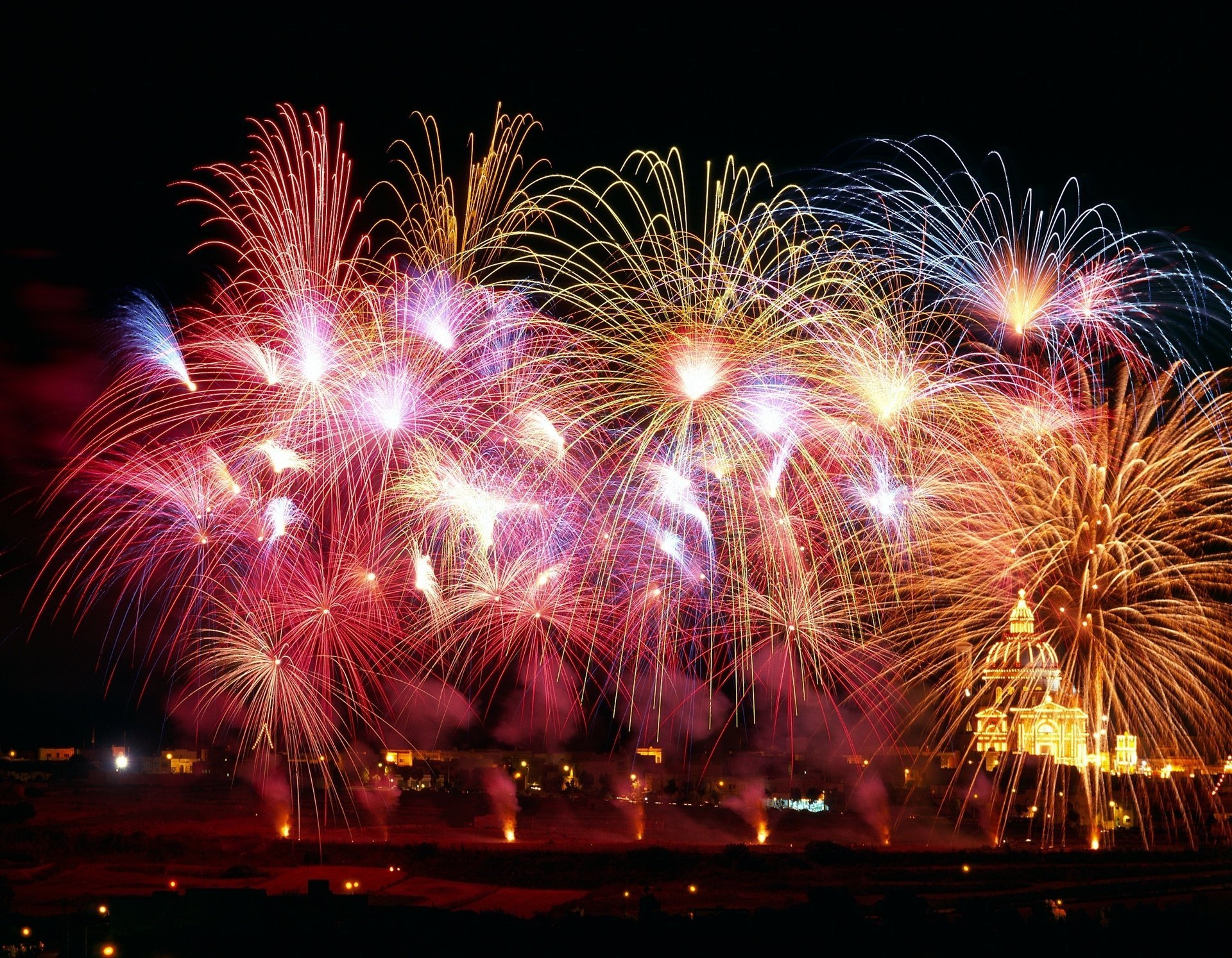 gruß nacht urlaub stadt feuerwerk