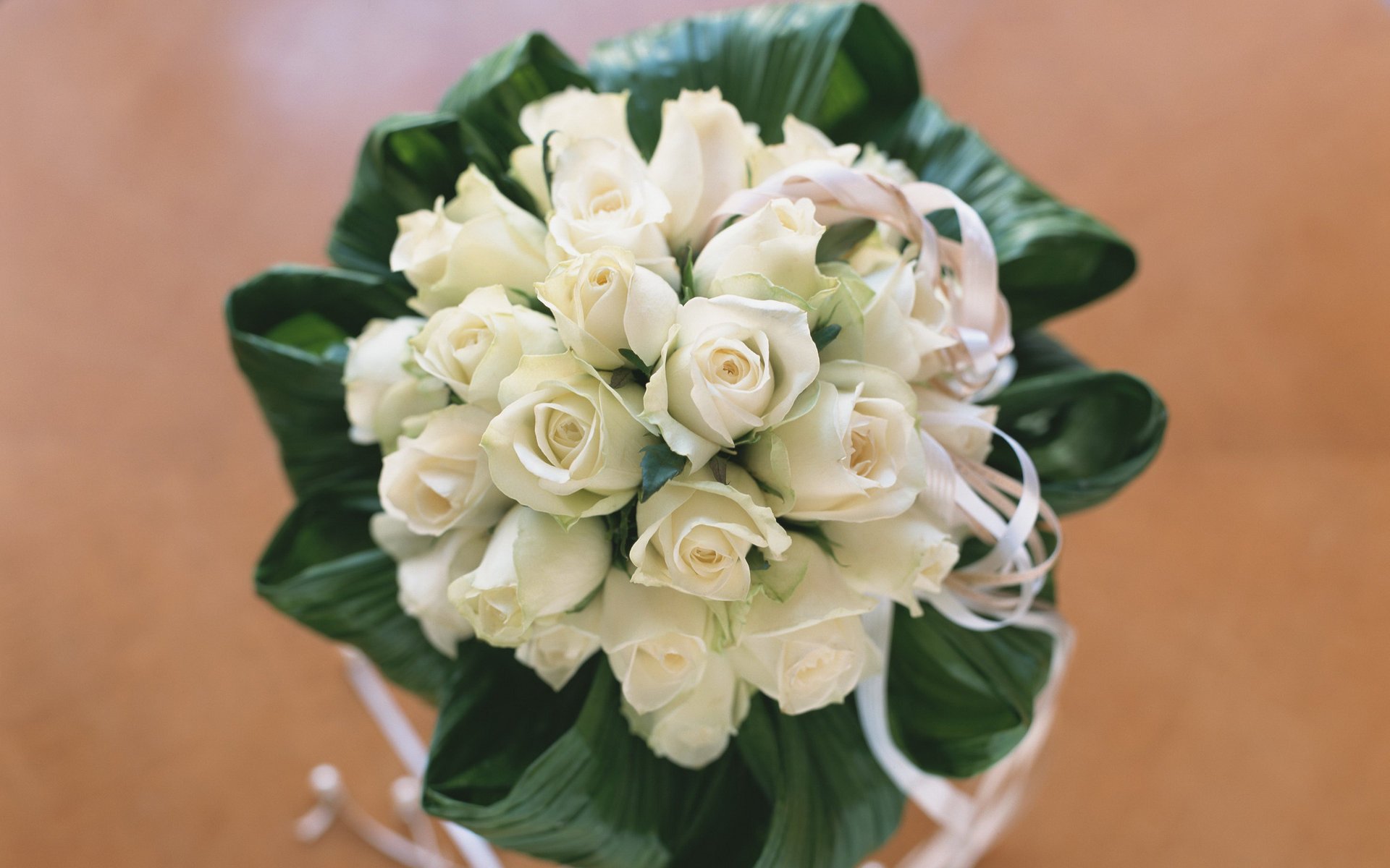 boda flores ramo rosas blanco