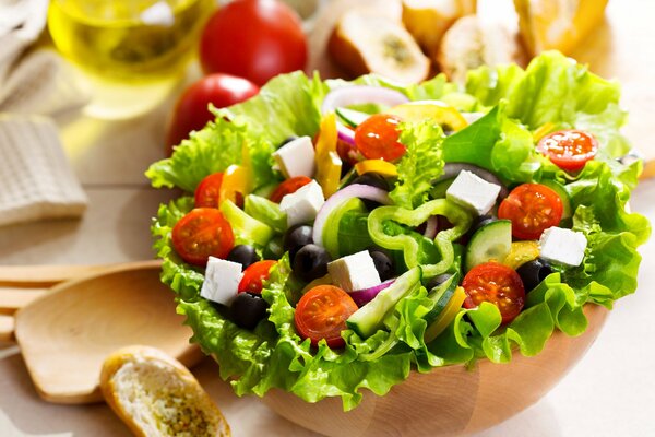 Greek salad with pepper and olives