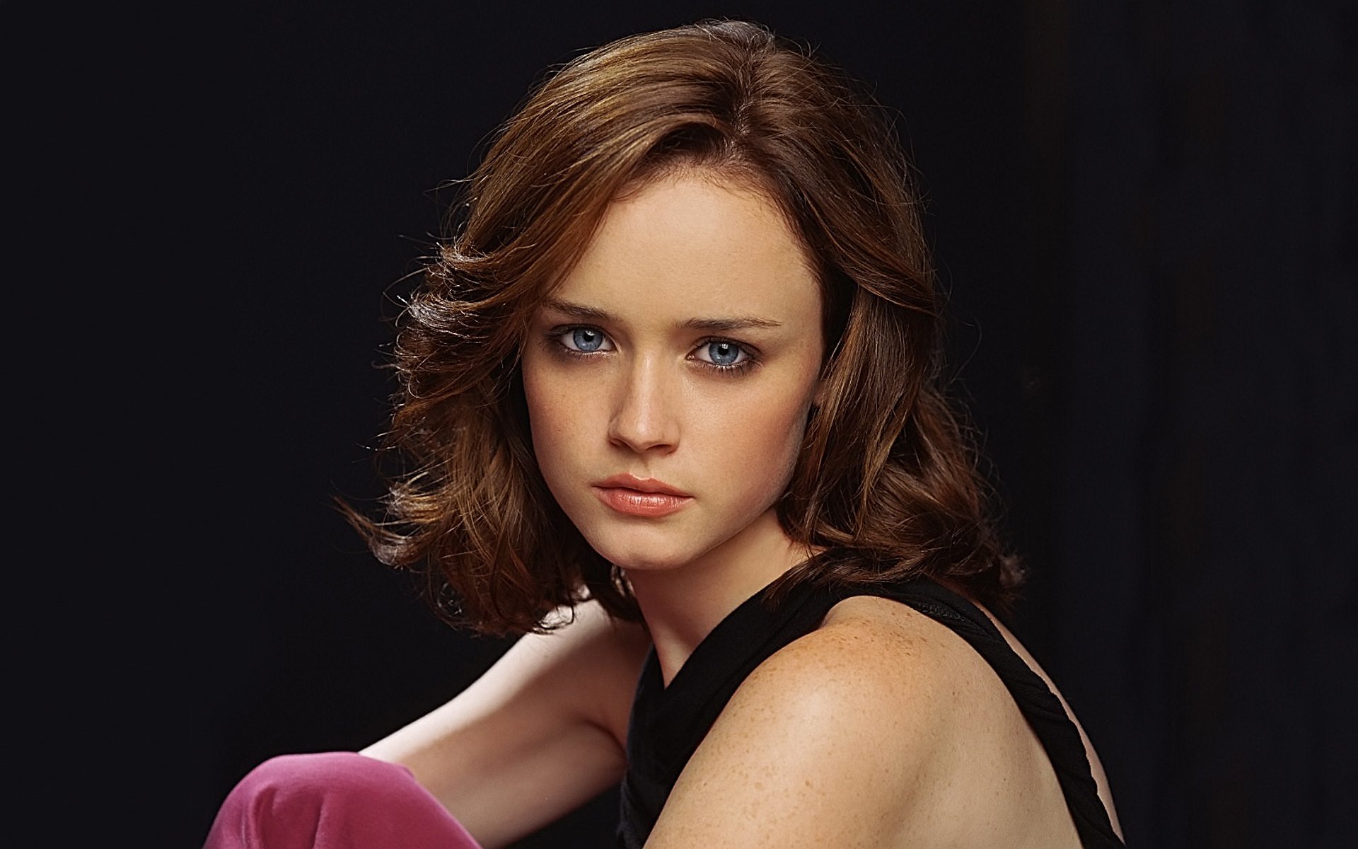 alexis bledel attrice occhi capelli