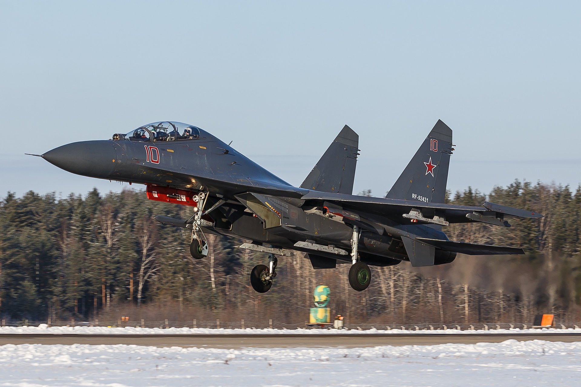 su-35 odrzutowy supermanewrowy wielozadaniowy