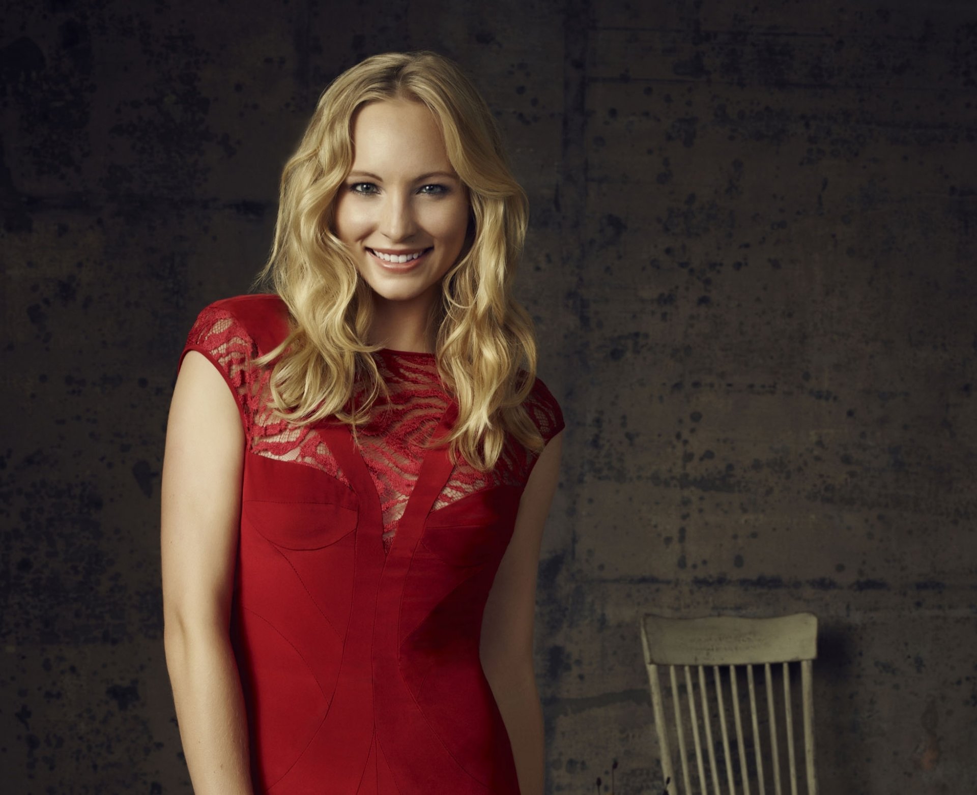 candice accola actriz the vampire diaries caroline forbes