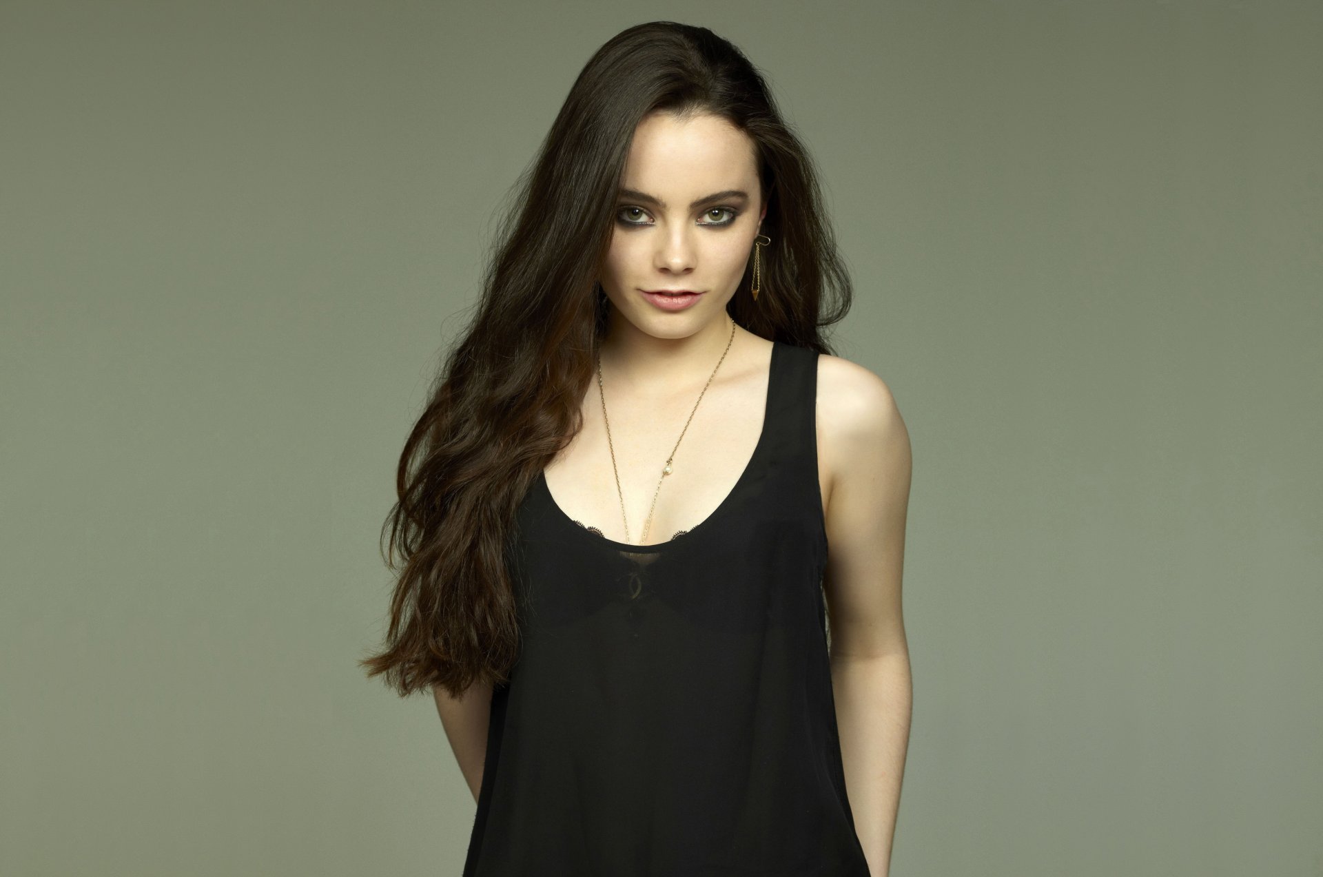 freya tingley freya tingley ritratto