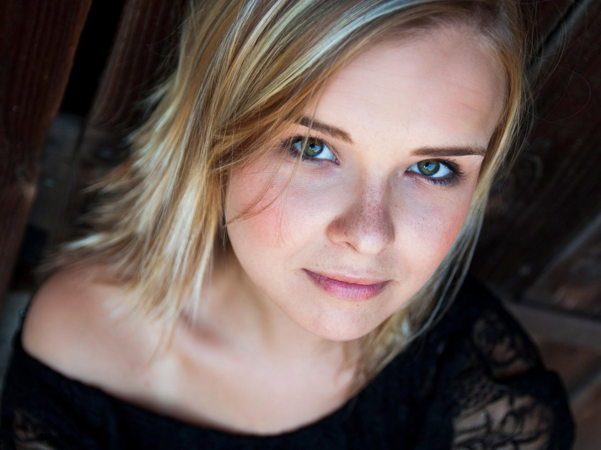 portrait freckles view