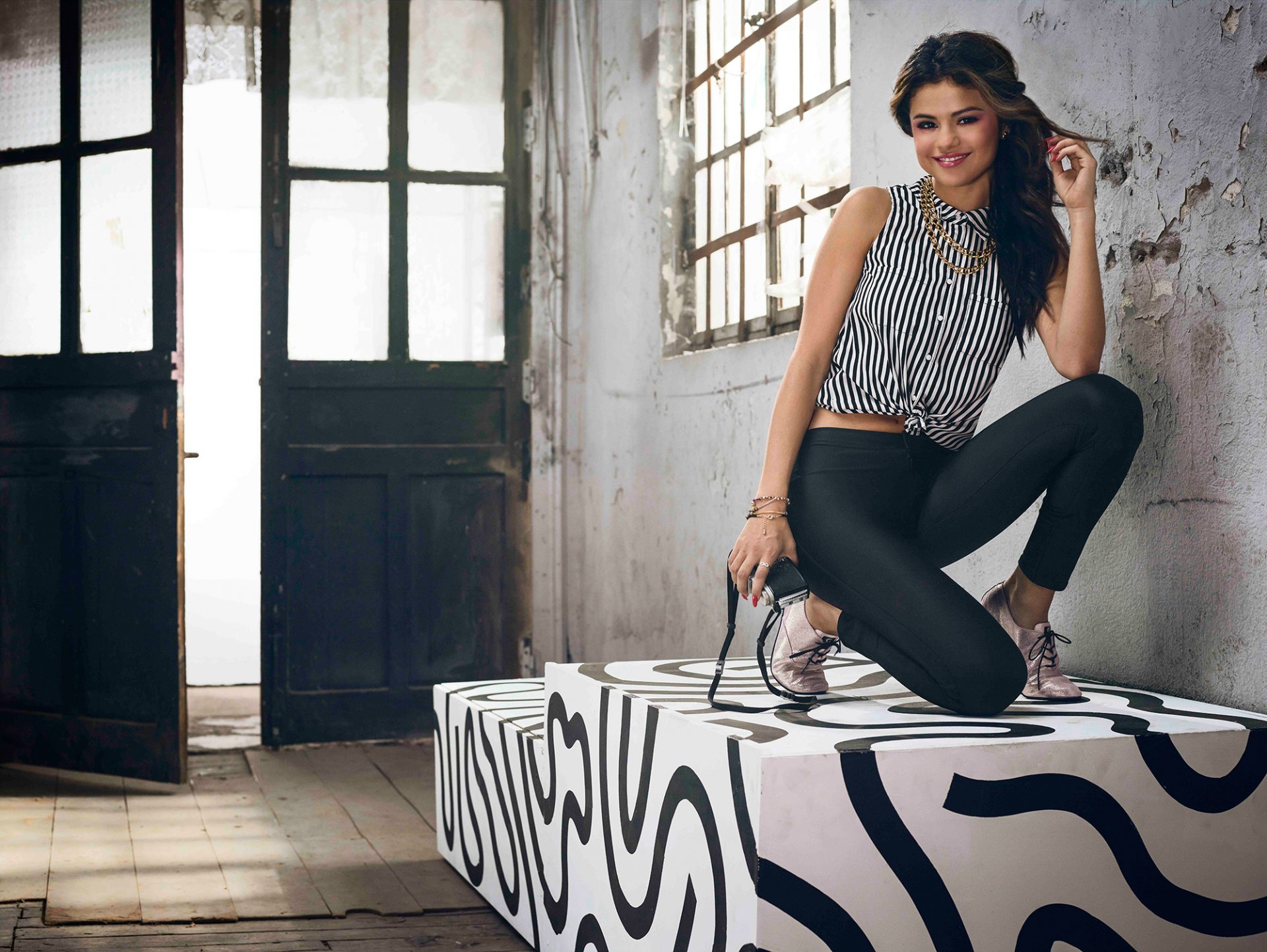 selena gomez sesión de fotos adidas neo
