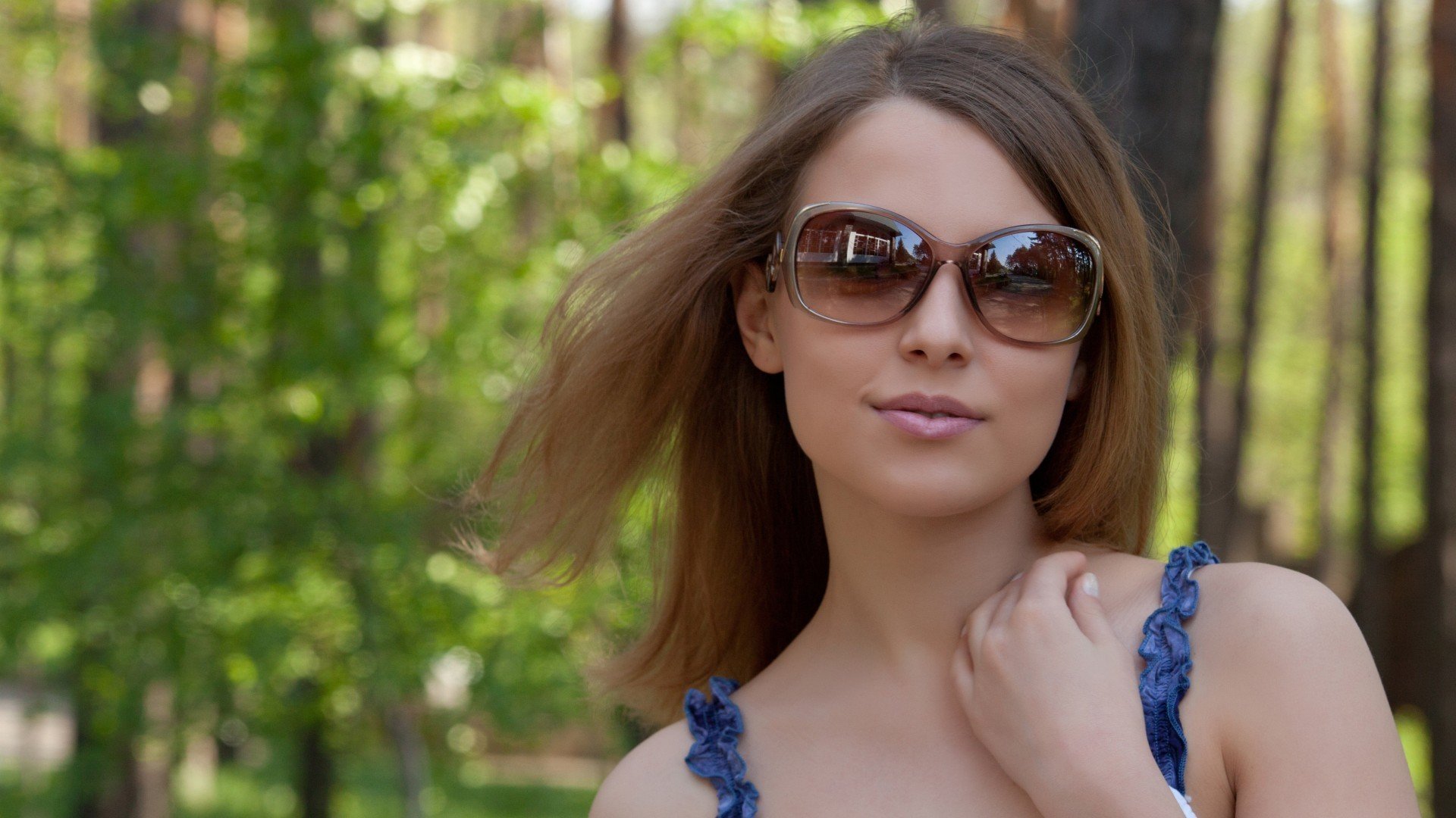 nikia a mädchen modell sommer brille gesicht lächeln sommer sonnenbrille hintergrund tapete widescreen vollbild widescreen widescreen