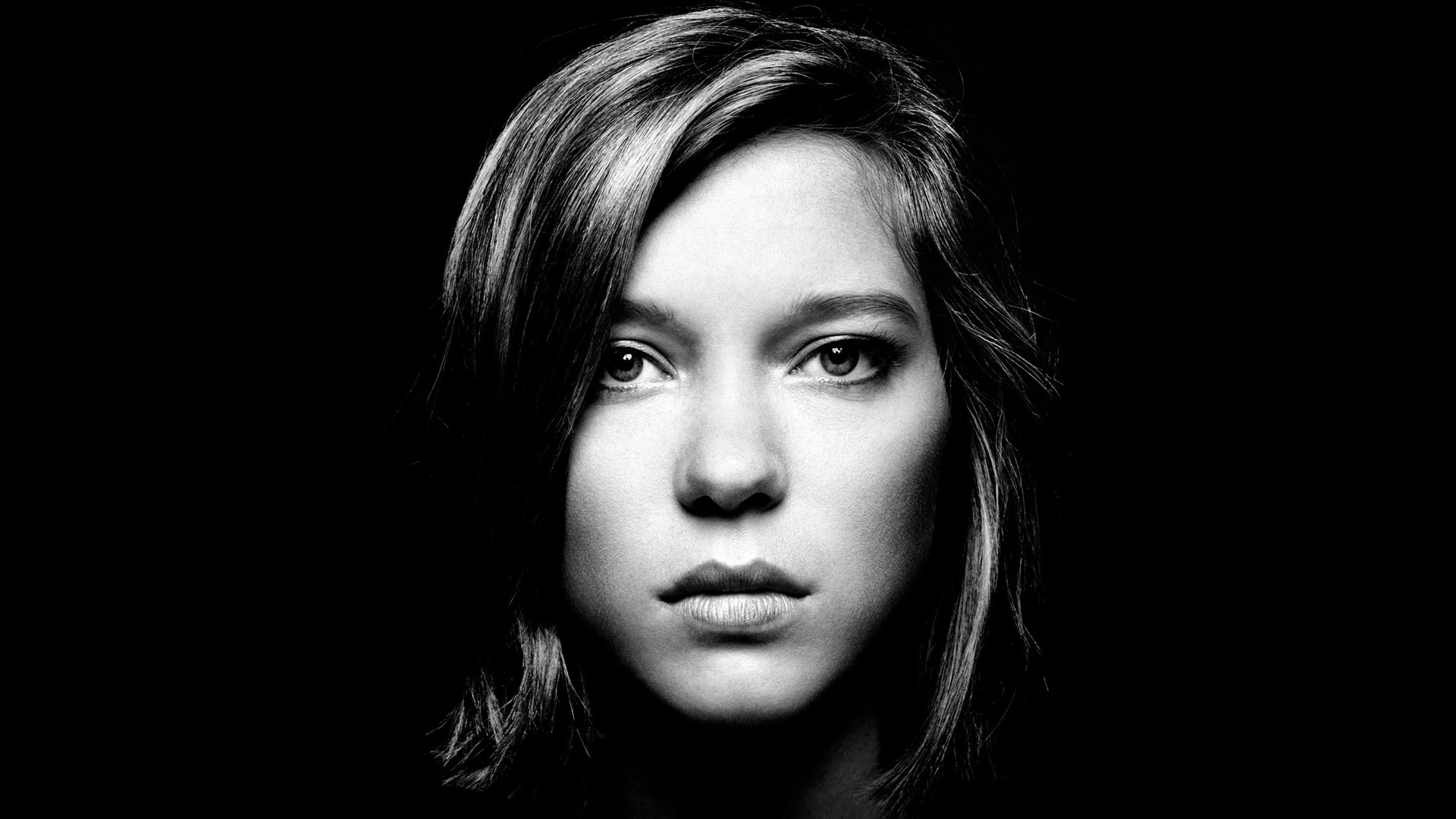 léa seydoux portrait fond