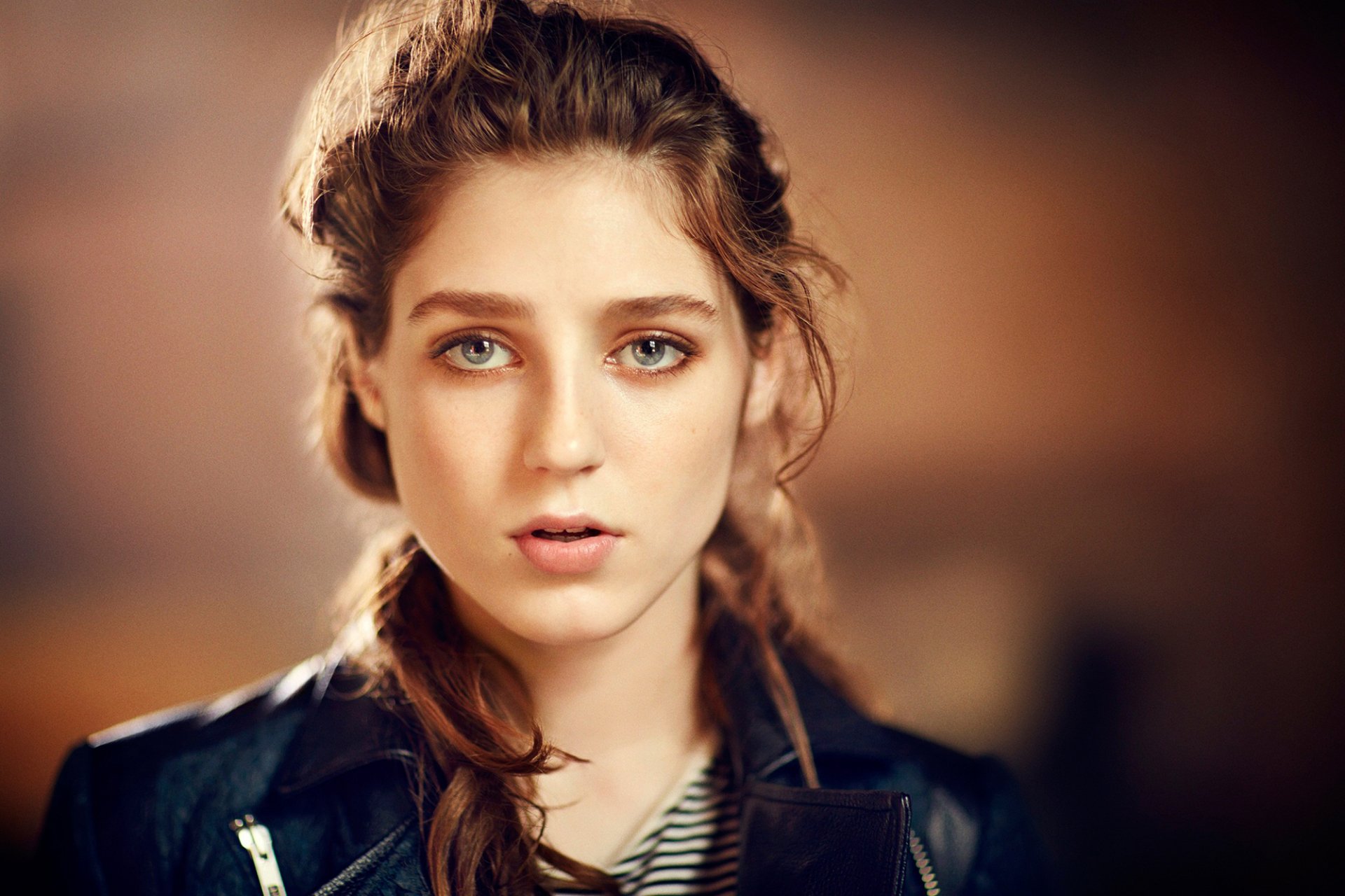 birdy jasmine van den bogaerde singer girl brown hair face