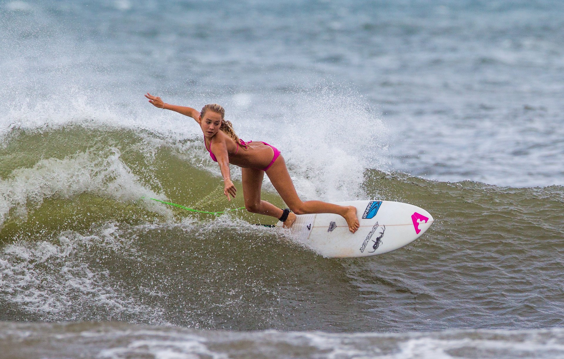 chica tablero surfing surf ola deportes océano