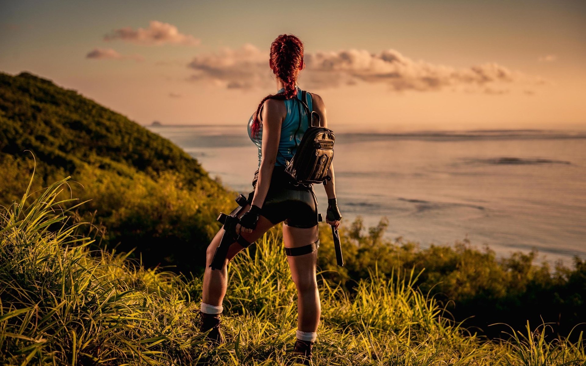 mädchen bianca beauchamp körper pose arme natur cosplay lara croft