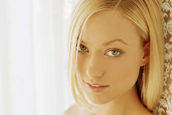 Retrato de la linda actriz Olivia Wilde