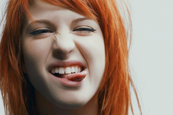 Rossa cantante Hayley Williams