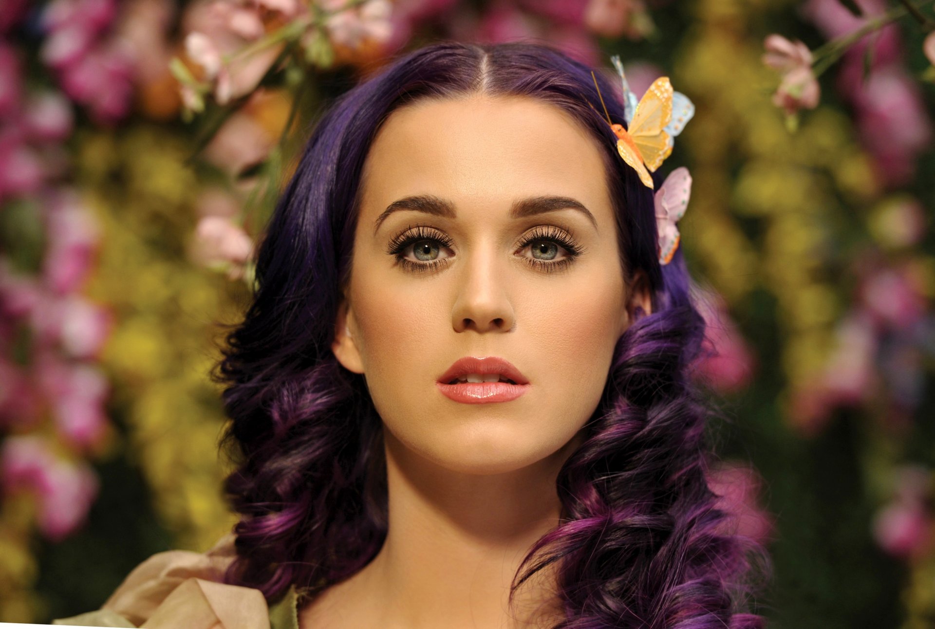 katy perry wide awake singer girl face hair purple butterfly