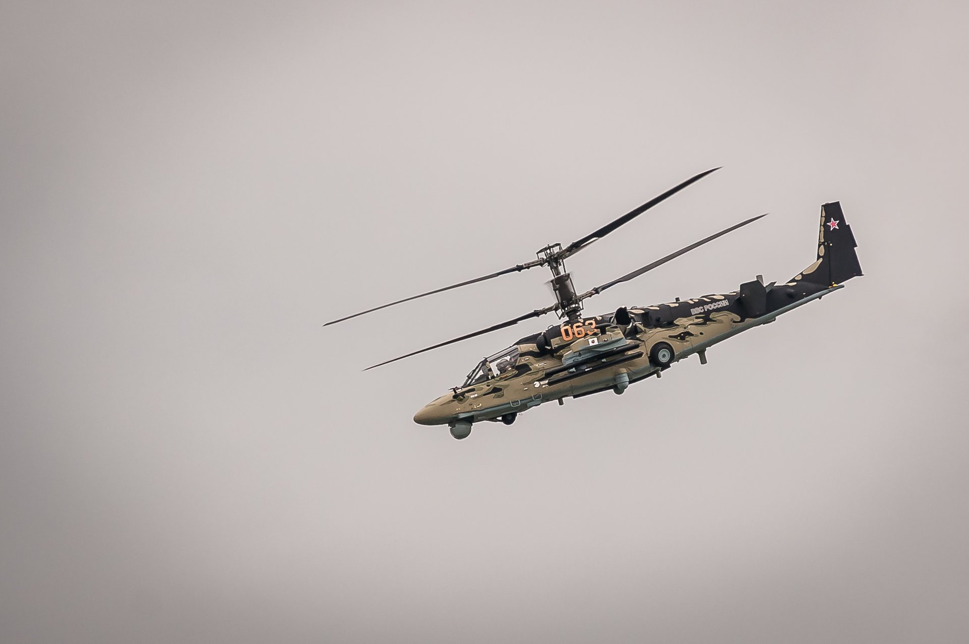 russian alligator shock ka-52 flight helicopter