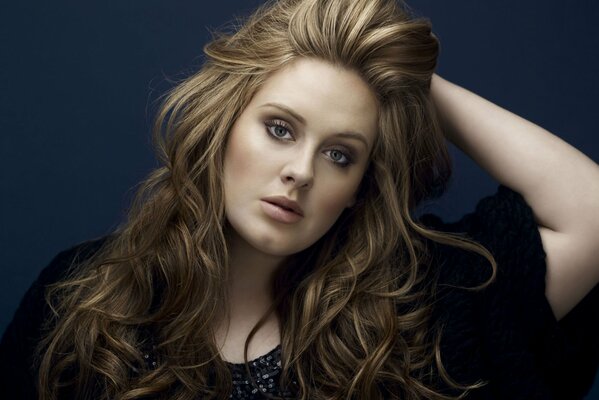 Foto della cantante Adele screensaver sul computer