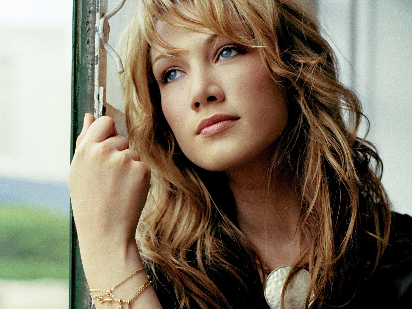 delta goodrem cruz ventana vista