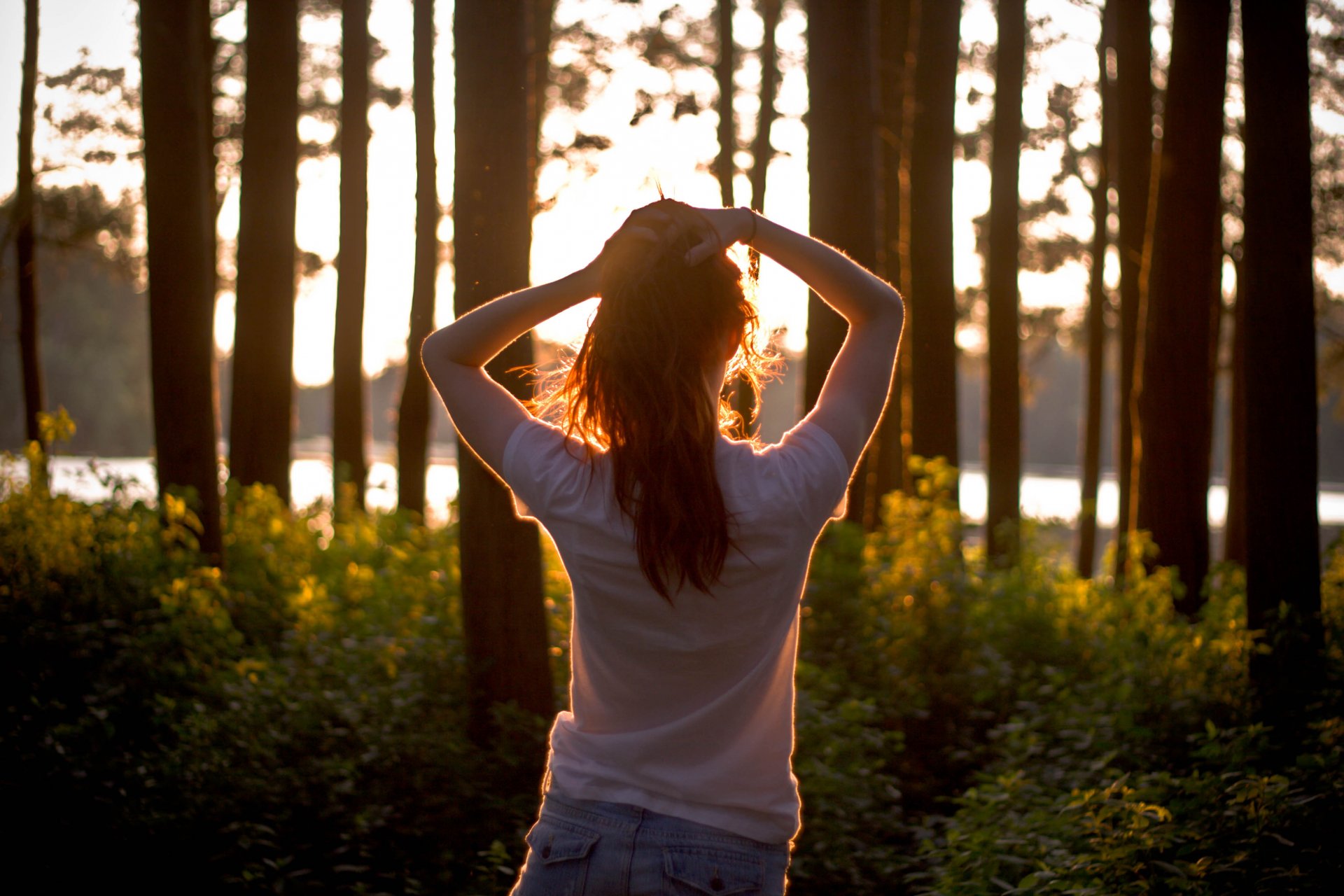 soleil du matin fille aube joie liberté