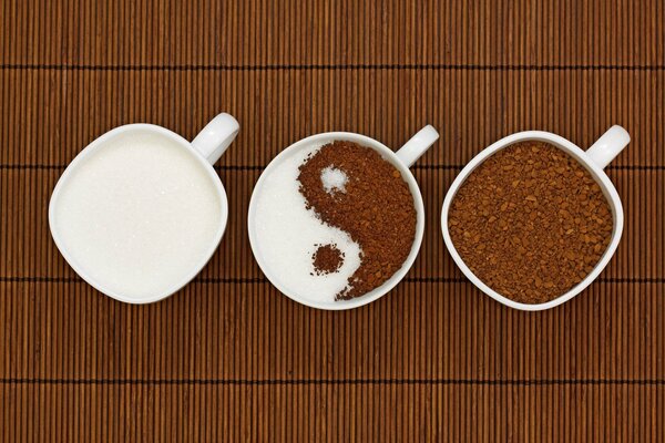 Taza de café en forma de Ying-Yang