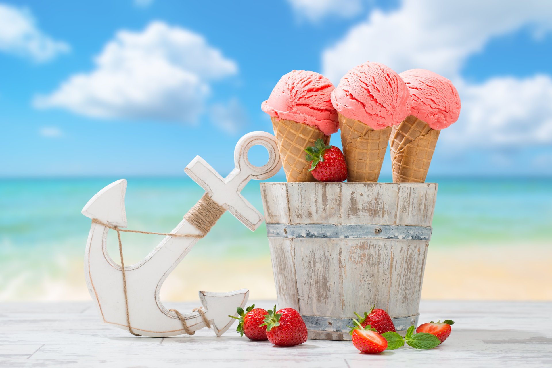 mare spiaggia secchio gelato fragola ancora