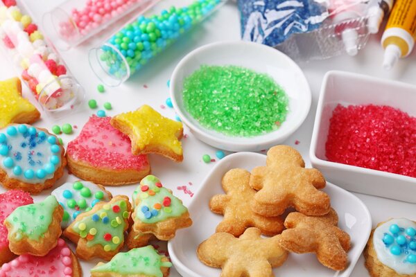 Christmas gingerbread cookies with powdered dessert