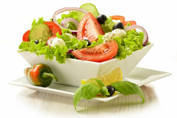 Belle photo de salade de légumes