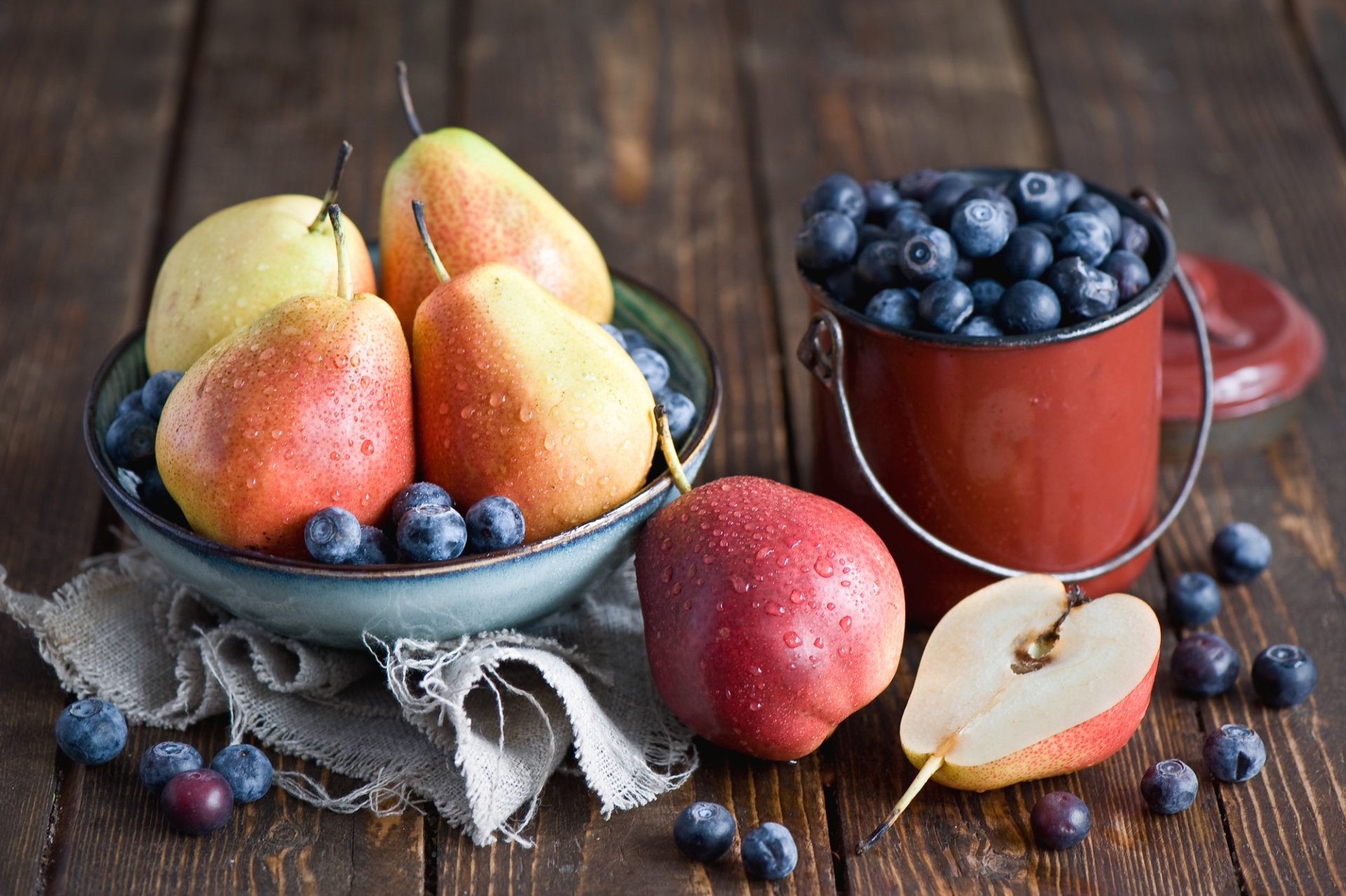 peras plato arándanos frutas bayas vajilla naturaleza muerta anna verdina