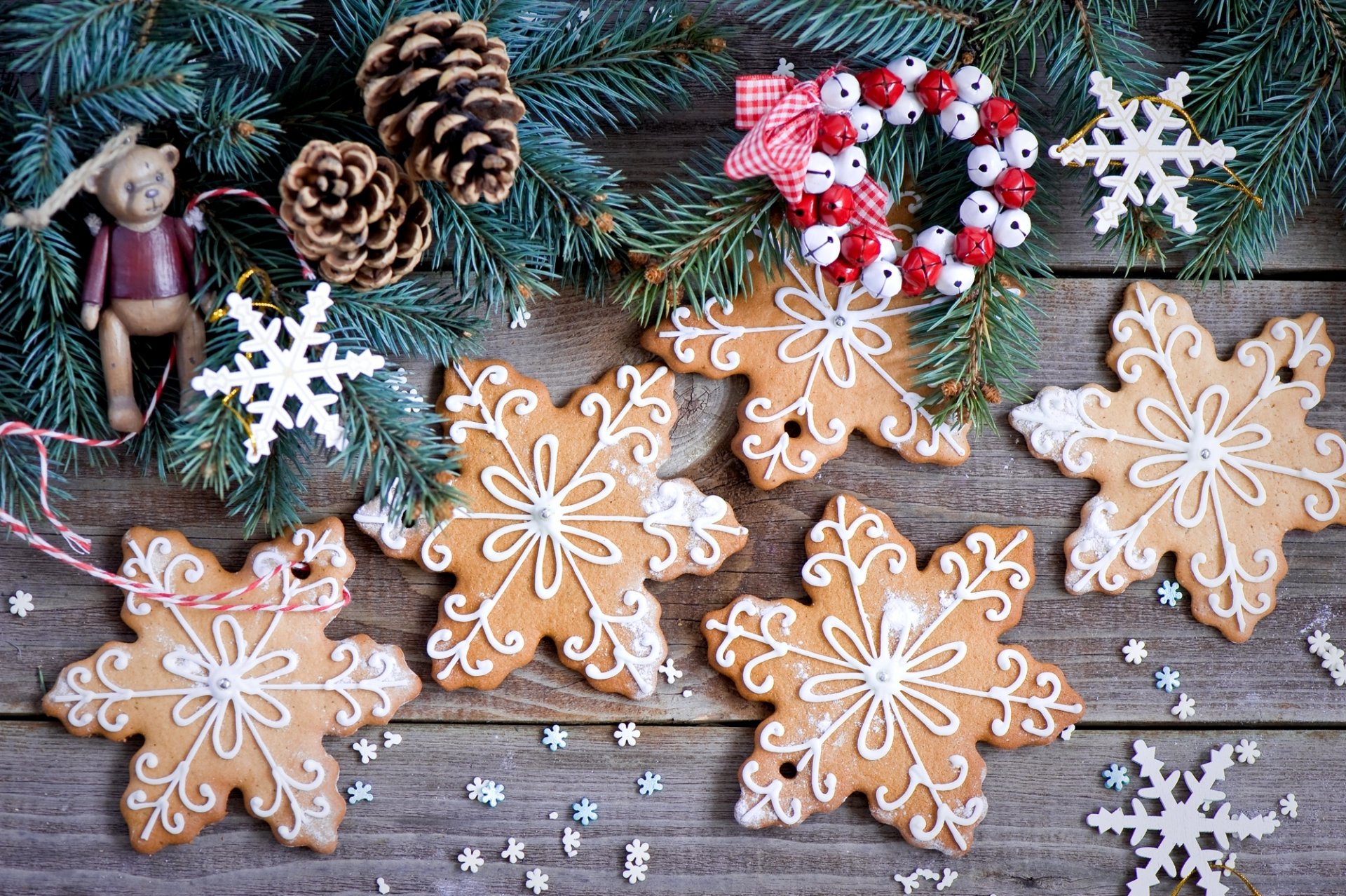 galletas año nuevo copos de nieve pasteles comida dulce postre ramas juguetes conos abeto invierno vacaciones año nuevo navidad anna verdina