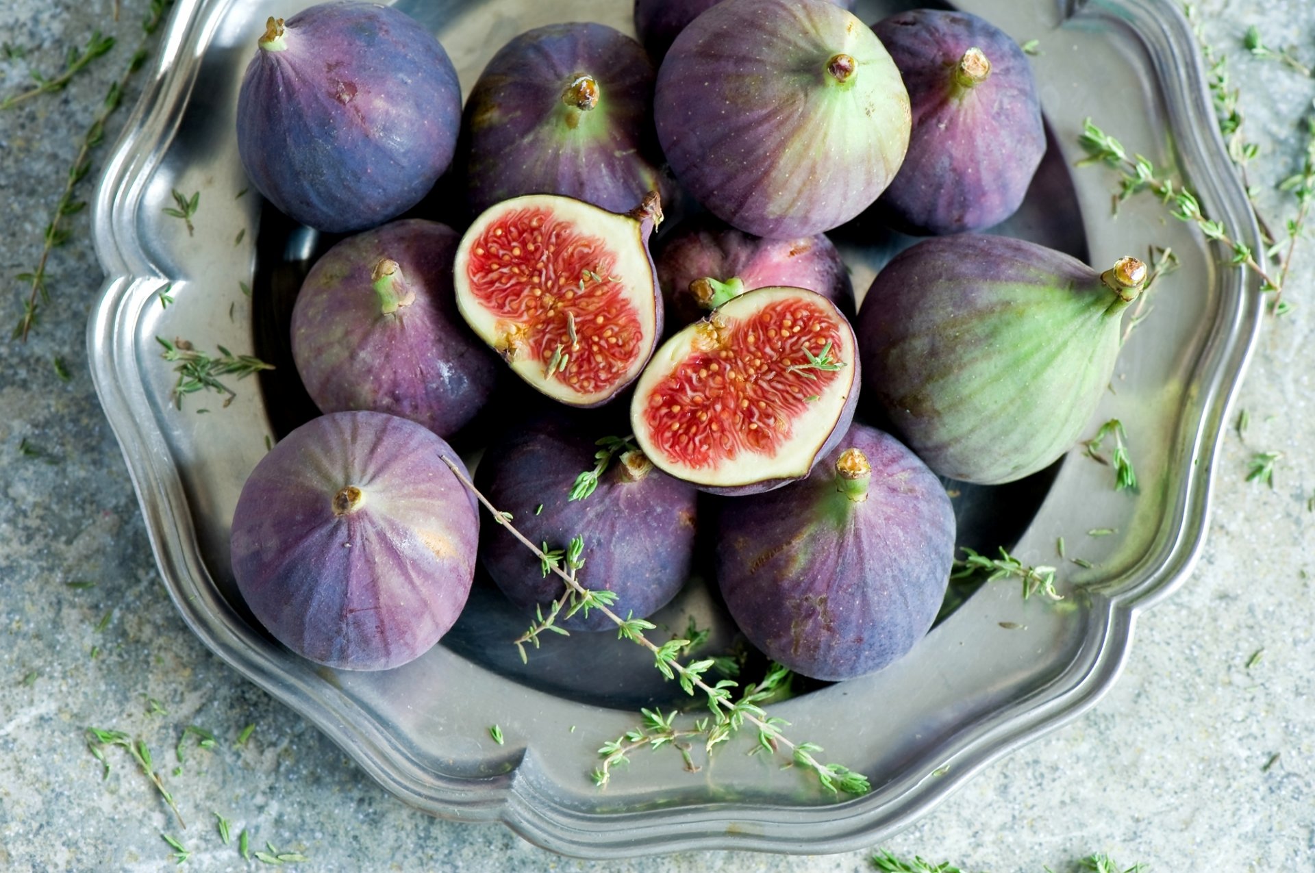 figs berries dish anna verdina