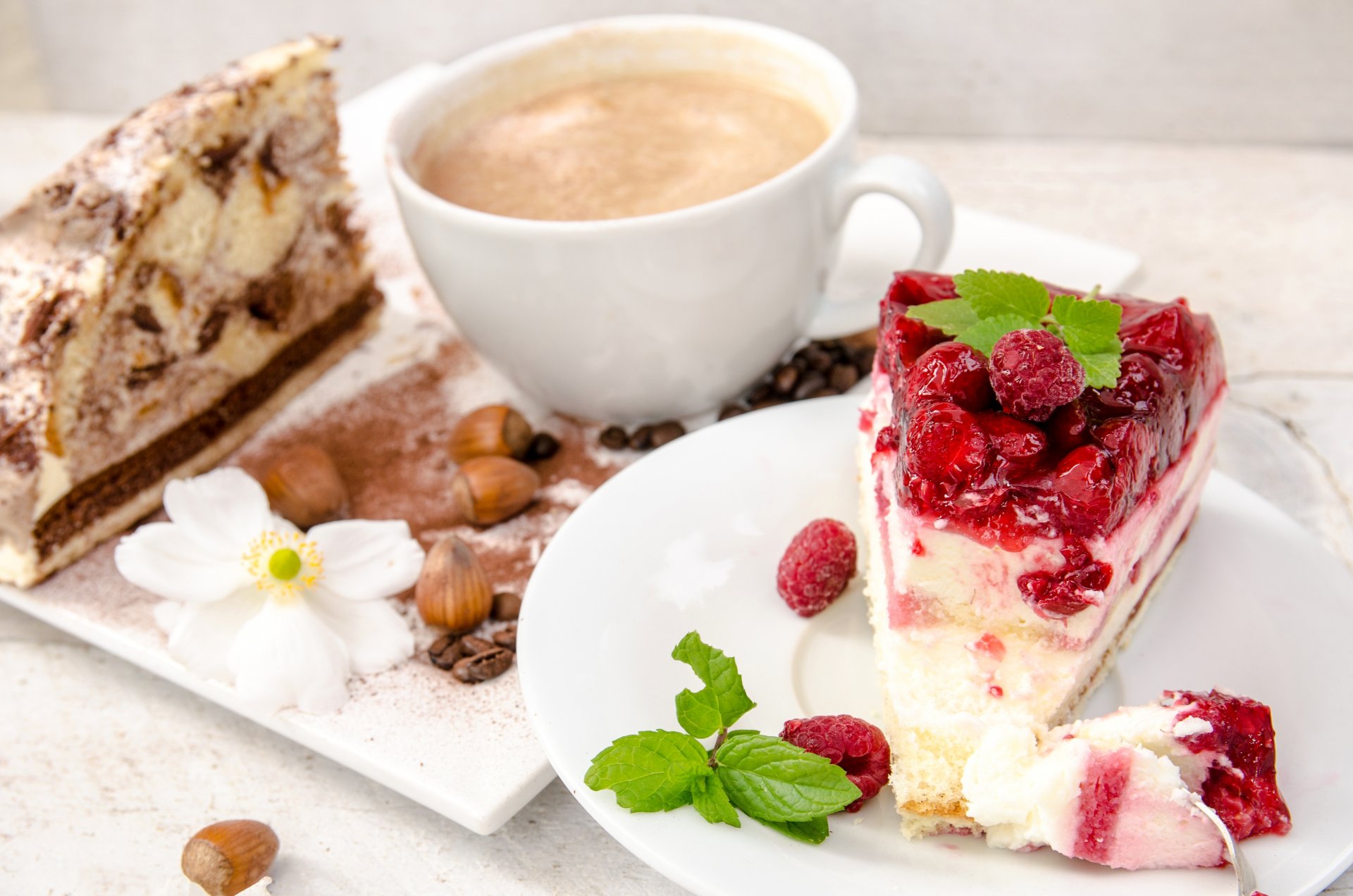 gâteau tranches dessert baies framboises alimentaire cuisson noix café céréales chocolat tasse