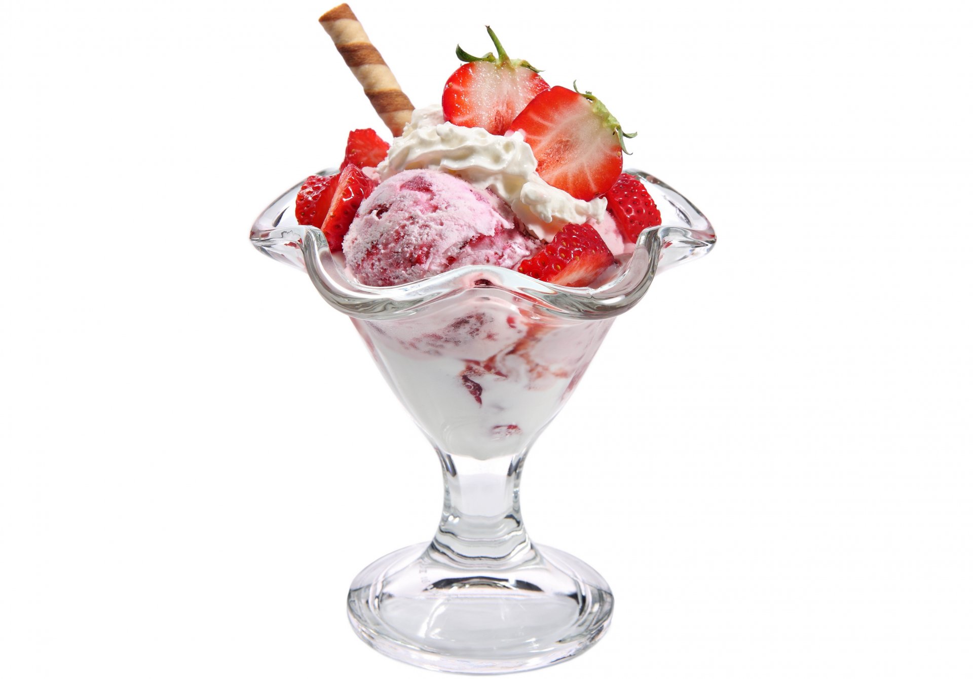 eis beeren erdbeeren dessert süß weißer hintergrund