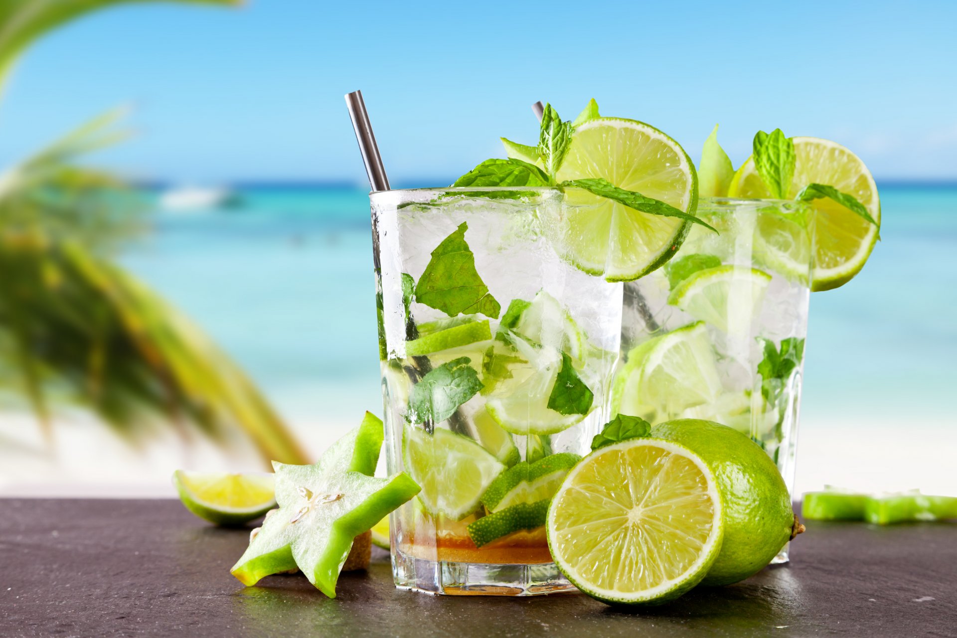 tropikalny koktajl mojito pić wapno świeże morze plaża limonka