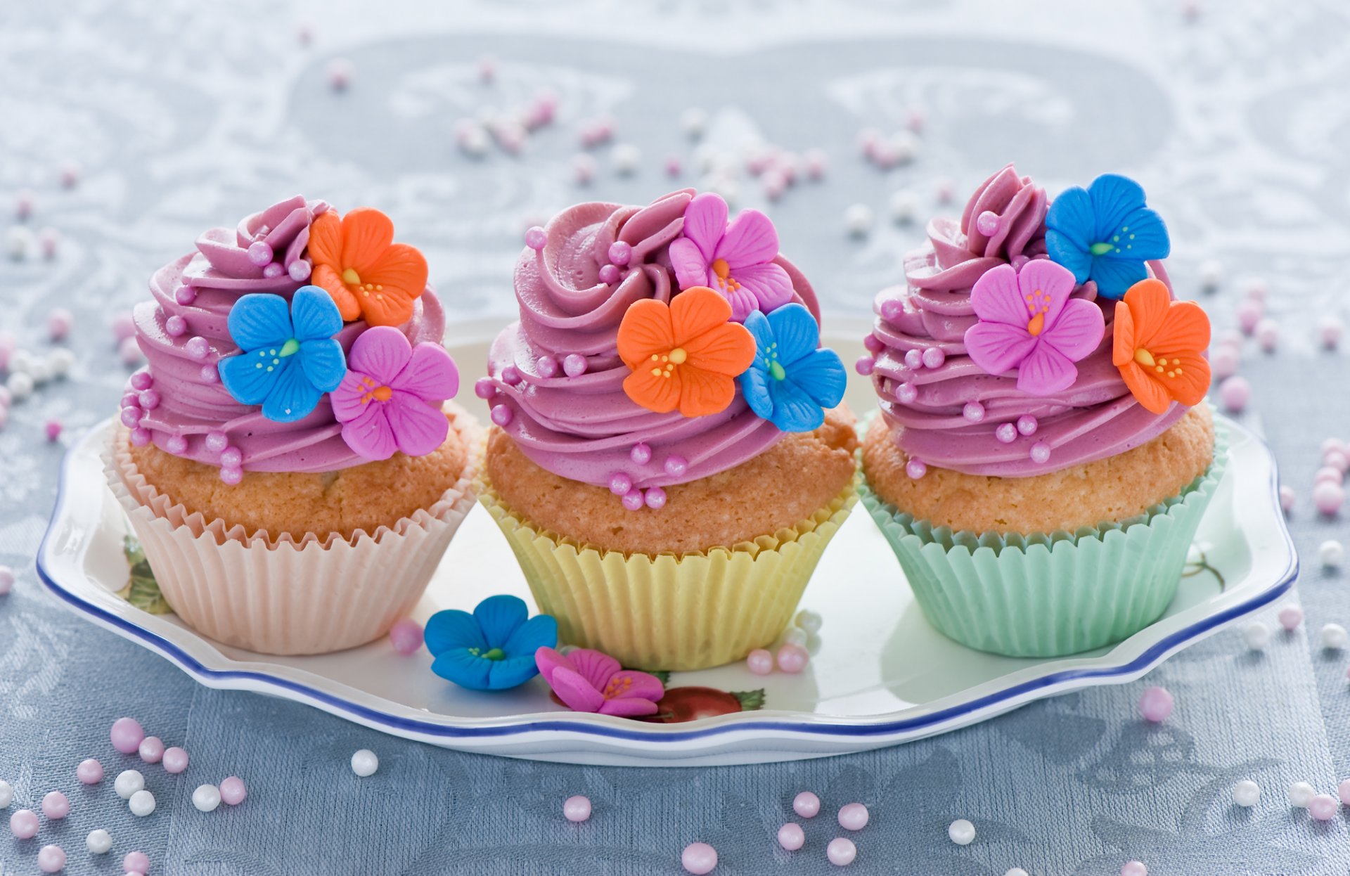 cupcakes cottura crema rosa decorazione fiori multicolore cibo dessert dolce torte anna verdina