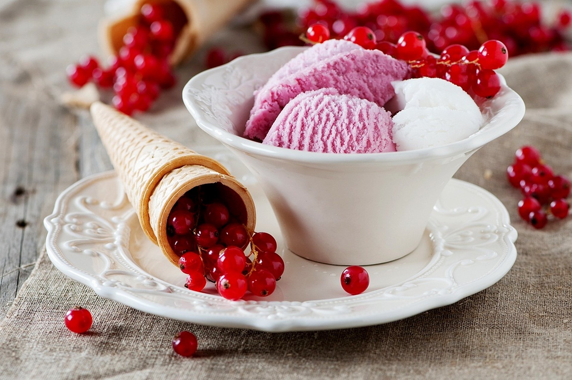 food ice cream sweetness dessert red currant fruit food red currant