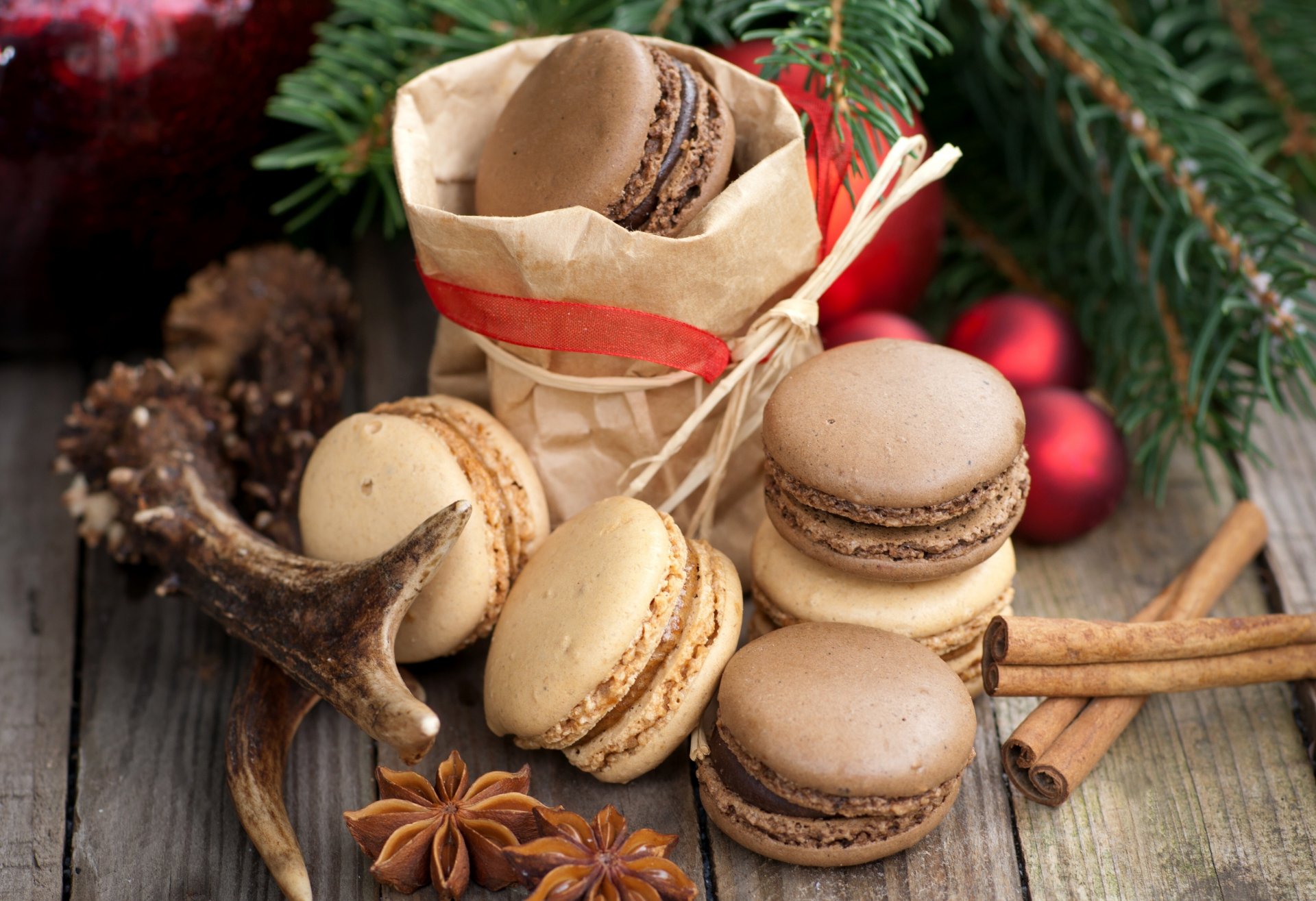 cookies macaroon macaron chocolate spices cinnamon anise star anise dessert branch christmas tree bulbs holidays sweet