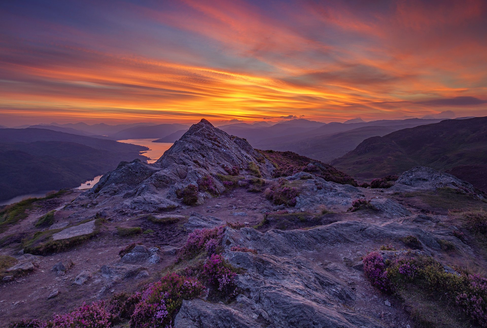 scozia paesaggio montagne cielo natura