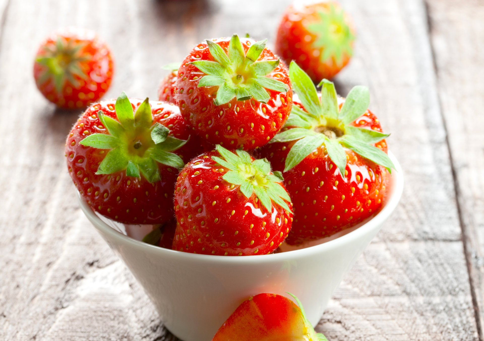 fraise baies rouge été piala table