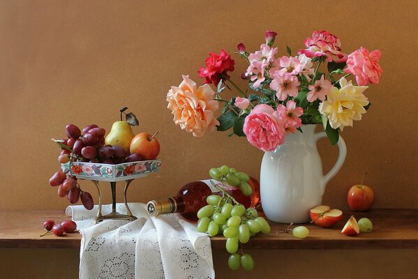 Bodegón de flores, frutas y vino