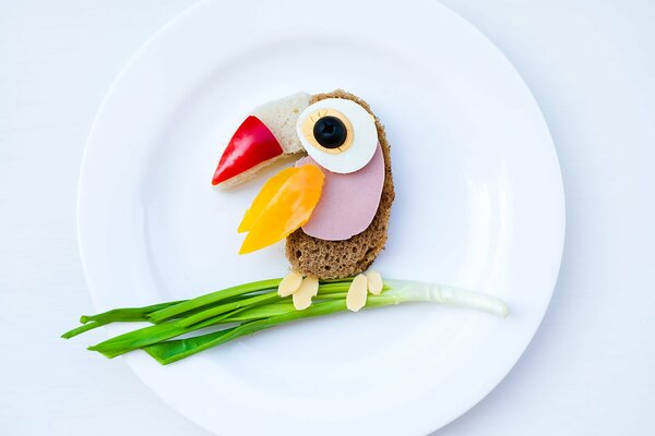 Creative sandwich in the form of a parrot