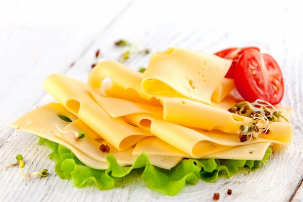 Collation au fromage facile à la tomate