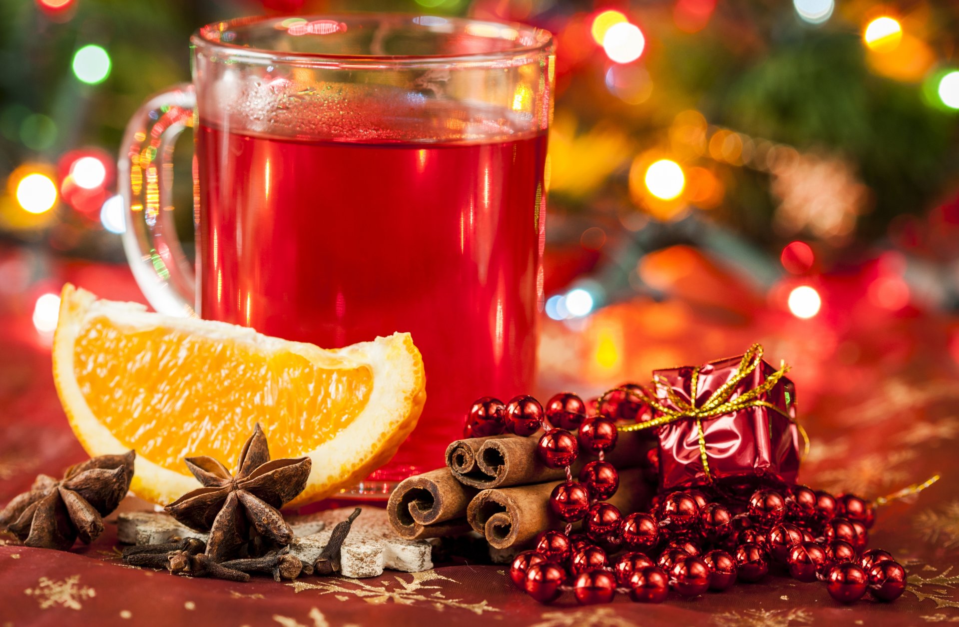 vino caliente bebida naranja canela anís anís taza cuentas vacaciones año nuevo navidad